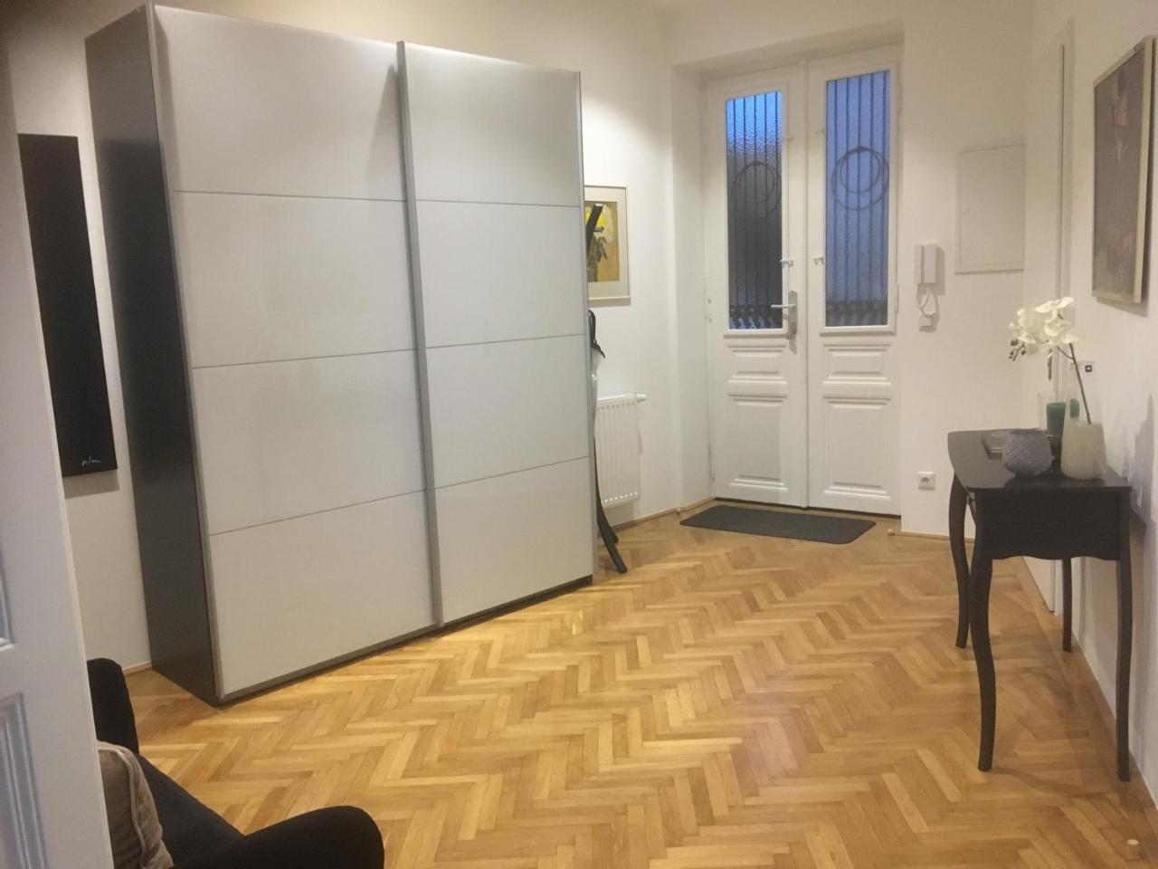 Apartment Vienna Smart Living Esterno foto